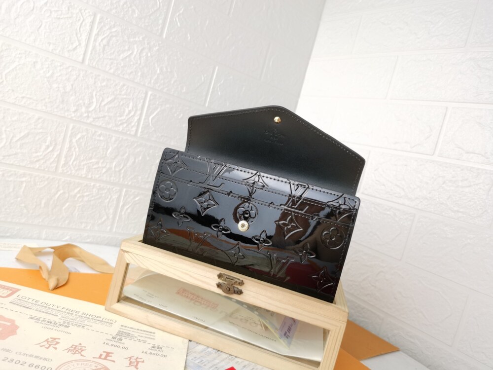 Louis Vuitton Sarah Wallet Monogram Vernis Leather Black - Picture 5 of 7